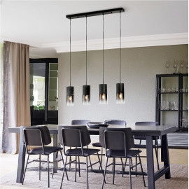 TRIO Lighting ROBIN - četru gaismu piekaramais gaismeklis ar lineāru pamatni.