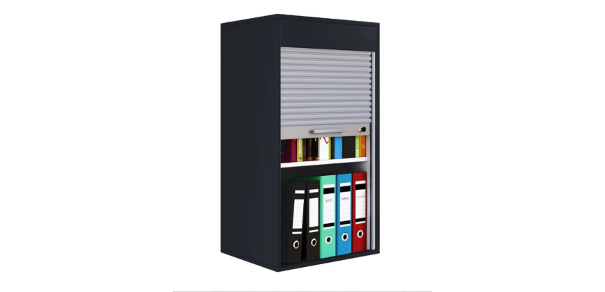 VCM dokumentu skapis ar rullo slēģiem slēdzams.