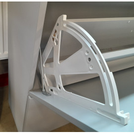 “Robion II” pie sienas piekarināms apavu plaukts (gaiši pelēks).