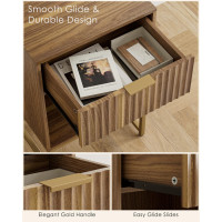 Naktsskapītis ar atvilktni “HEYZOEY”.