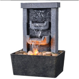 Iekštelpu strūklaka “GOSSI”.