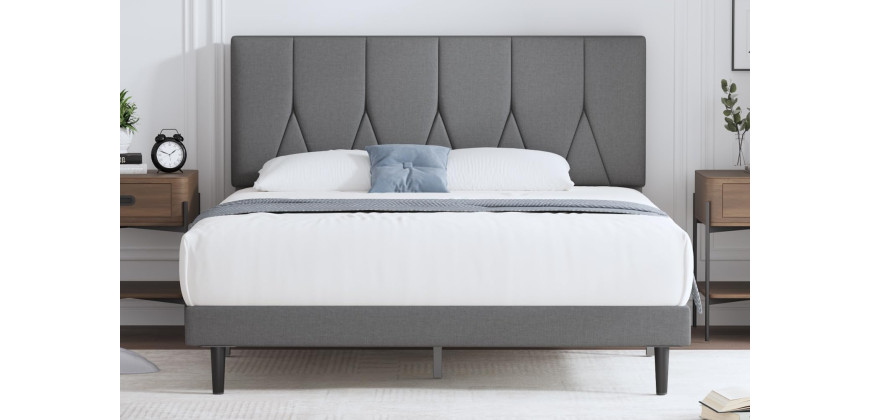 Polsterēts gultas rāmis 160 x 200 cm.