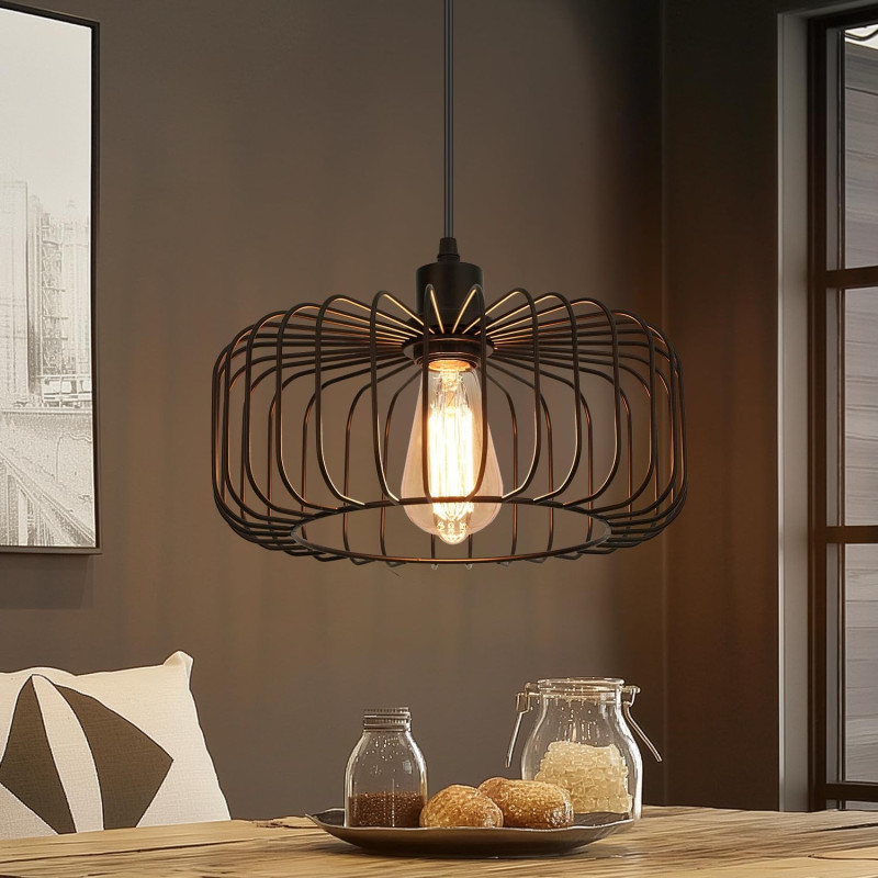 FRIDEKO HOME piekaramā lampa melnā krāsā.